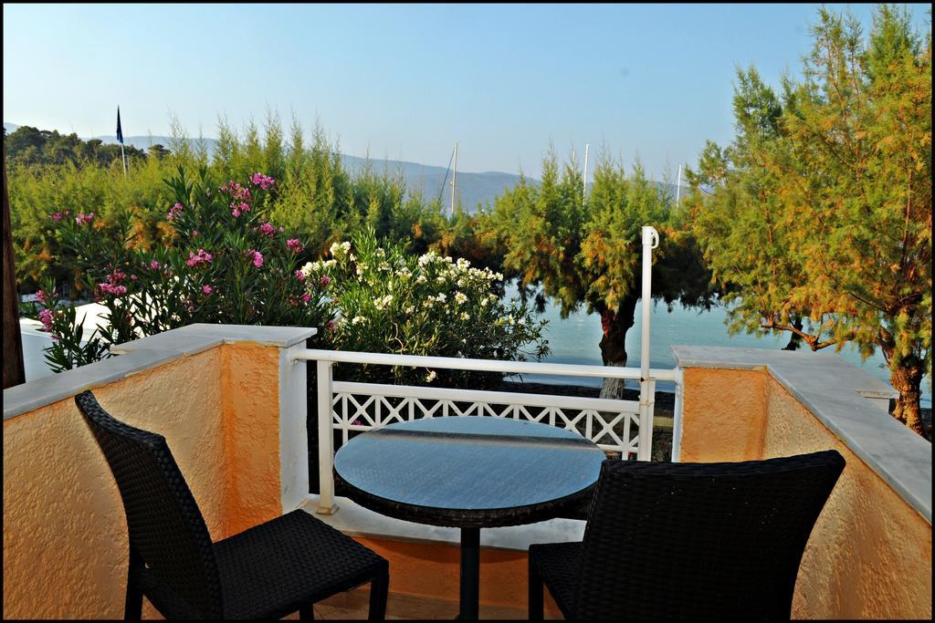 Posidonio Hotel Klima  客房 照片