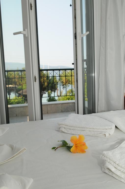 Posidonio Hotel Klima  客房 照片